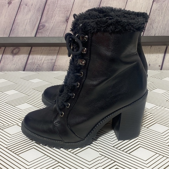 Express boots in black - Picture 4 of 8